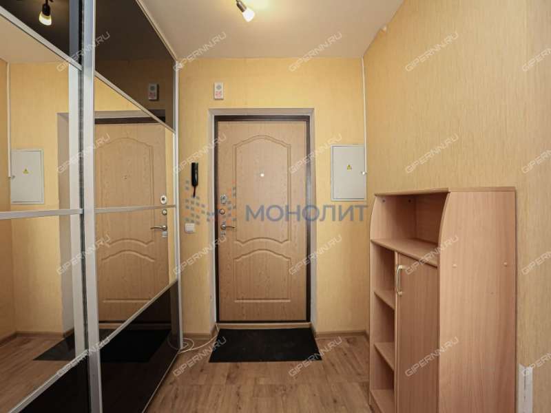 трёхкомнатная квартира на улице Академика Сахарова дом 105