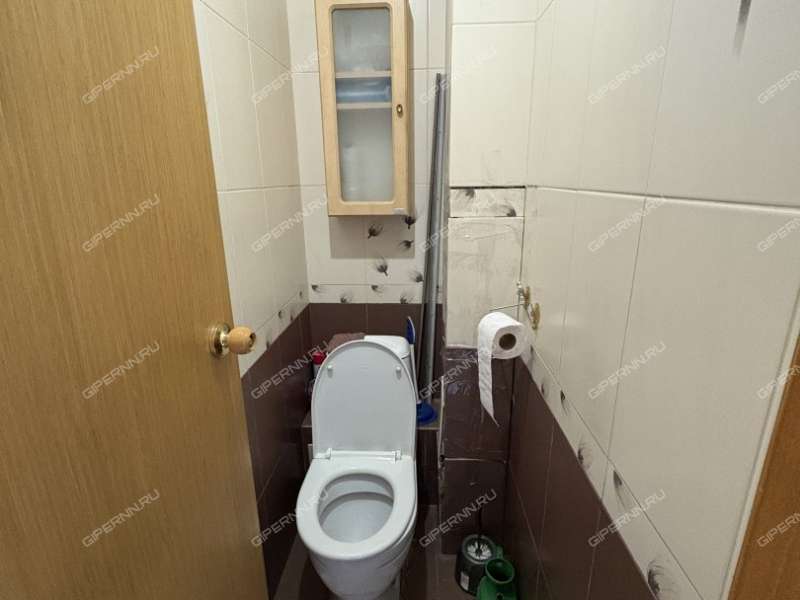 трёхкомнатная квартира на улице Адмирала Макарова дом 3