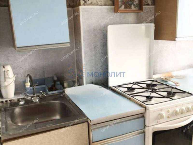 трёхкомнатная квартира на улице Строкина дом 8