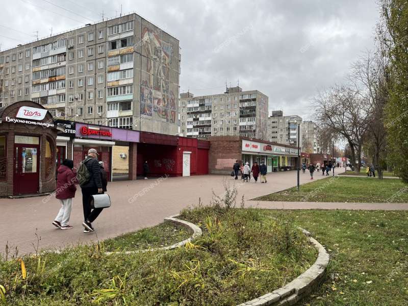 помещение под торговую площадь на проспекте Кораблестроителей