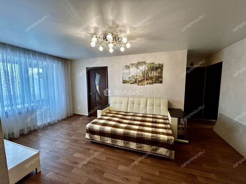 трёхкомнатная квартира на улице Металлистов дом 6