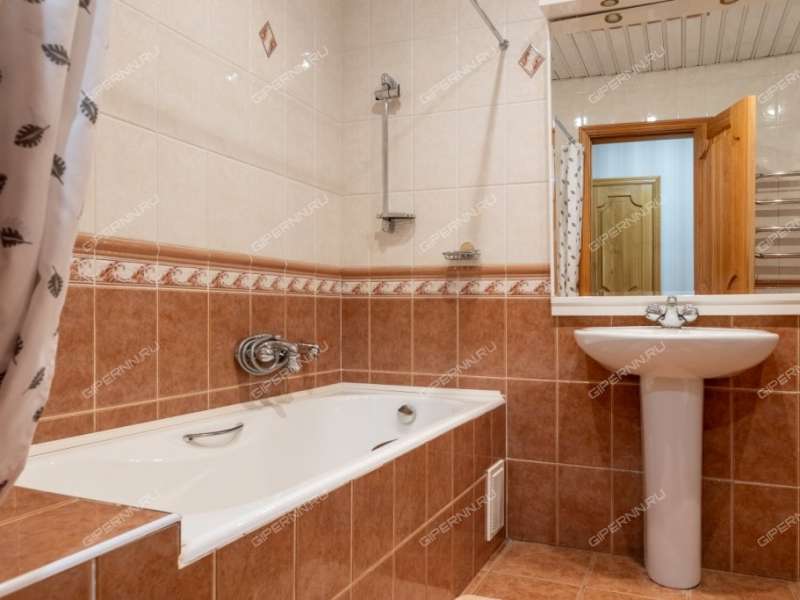 четырёхкомнатная квартира на Трудовой улице дом 8