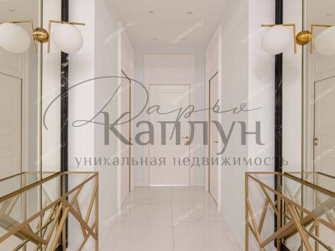 4-komnatnaya-ul-pochainskaya-d-35 фото