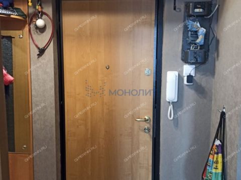 2-komnatnaya-ul-sergeya-esenina-d-44 фото