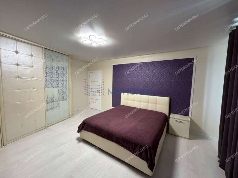 трёхкомнатная квартира на улице Родионова дом 192 к3