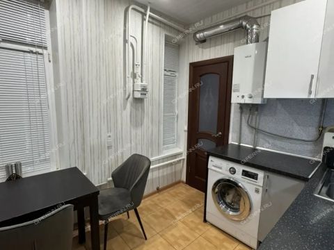2-komnatnaya-ul-pochainskaya-d-27a фото
