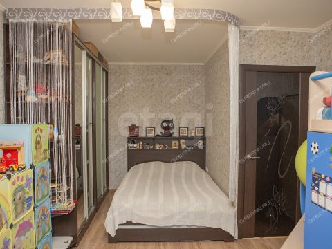 1-komnatnaya-ul-raduzhnaya-d-4a фото