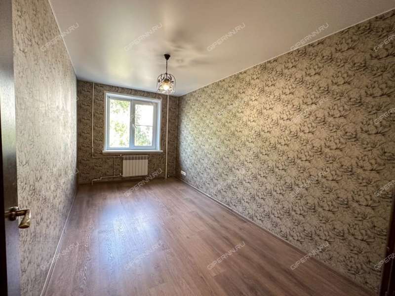 трёхкомнатная квартира на улице Юлиуса Фучика дом 39