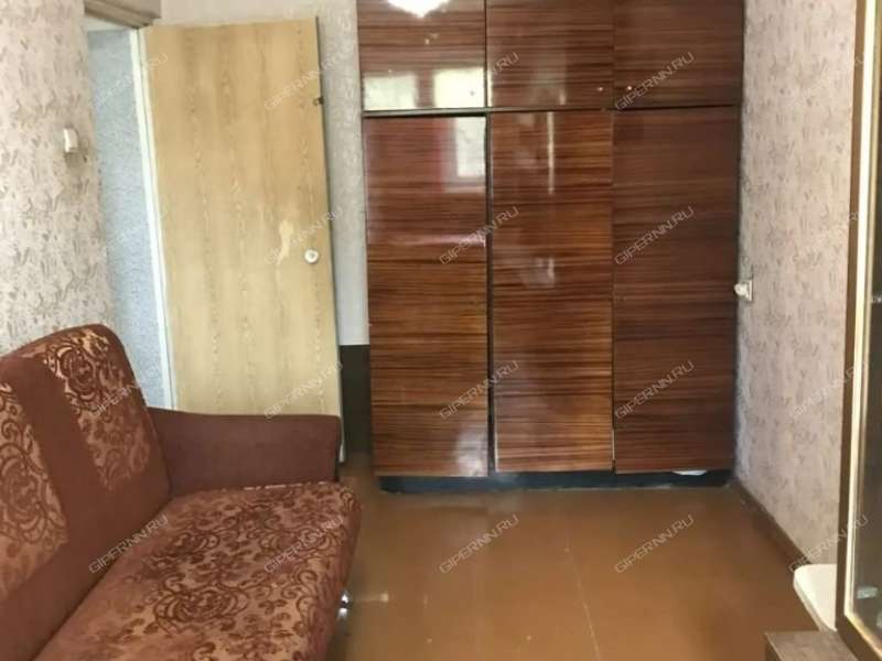 трёхкомнатная квартира на проспекте Бусыгина дом 20а