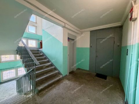 2-komnatnaya-ul-sergeya-akimova-d-17 фото