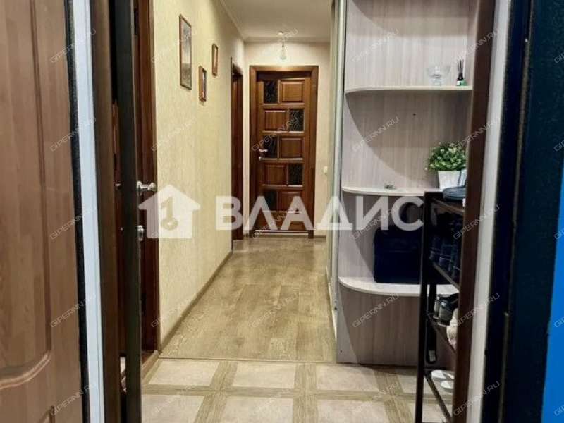 трёхкомнатная квартира на Мончегорской улице дом 18 к2