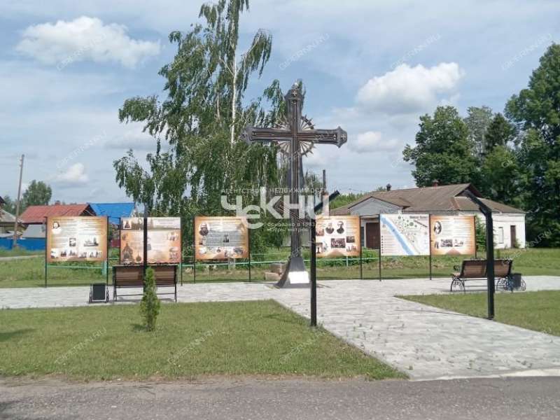 дом на Базарной улице село Николо-Погост