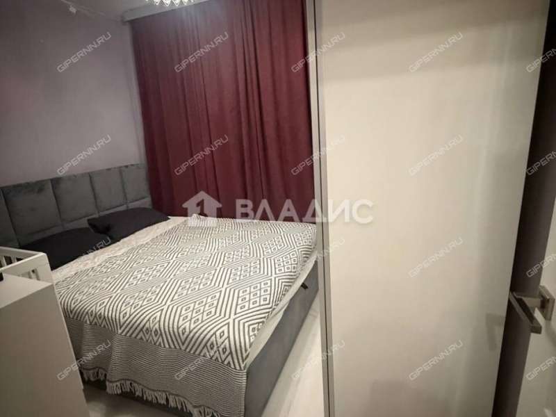 однокомнатная квартира на Бурнаковской улице дом 93