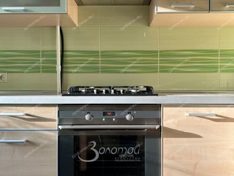 4-komnatnaya-ul-yuliusa-fuchika-d-7 фото