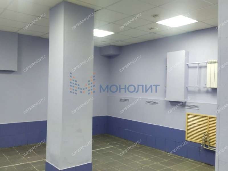 помещение под помещение свободного назначения, торговую площадь на проспекте Гагарина