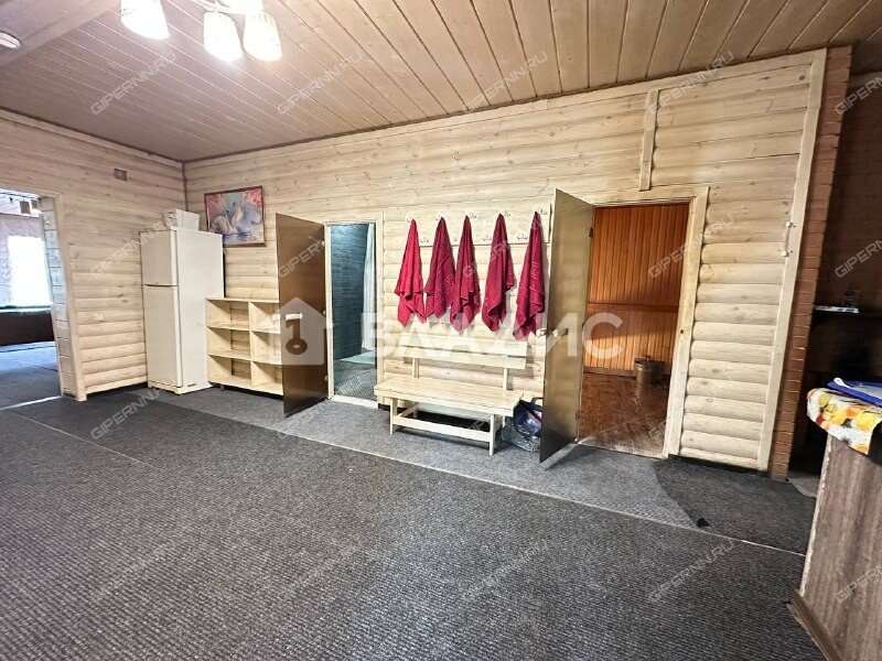 дом на Школьной улице