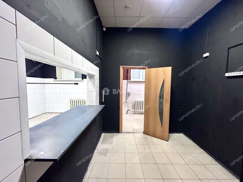 помещение под помещение свободного назначения на улице Ванеева