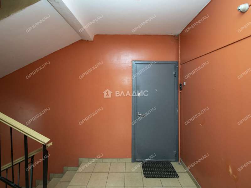 трёхкомнатная квартира на Полтавской улице дом 3