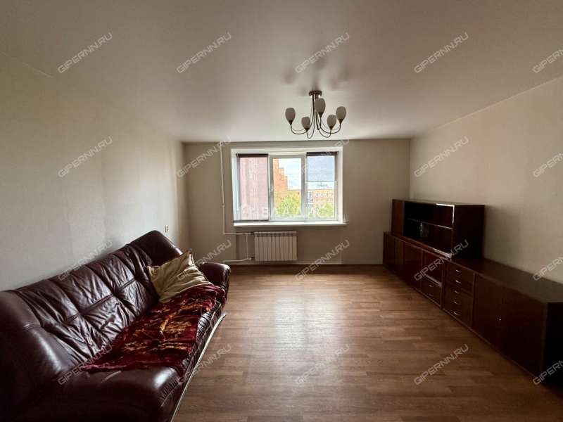 трёхкомнатная квартира на улице Максима Горького дом 152