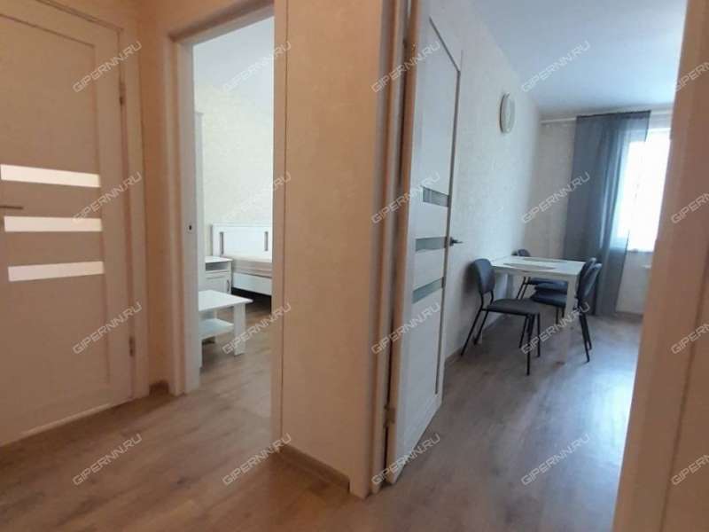 двухкомнатная квартира на улице Романтиков дом 13