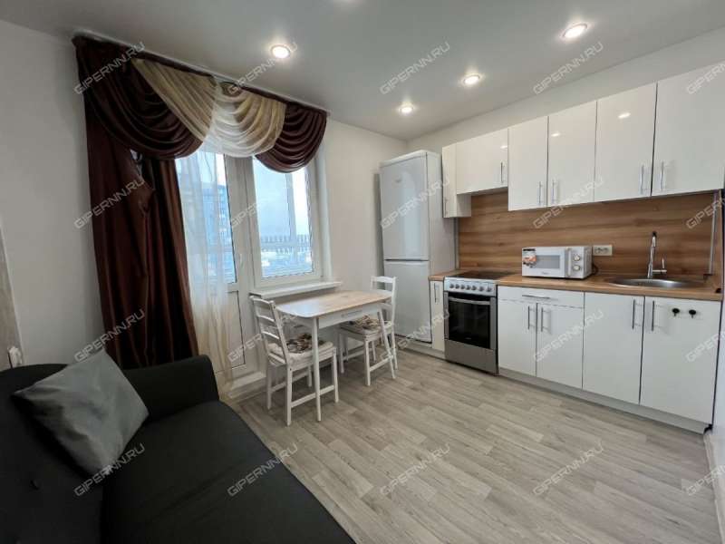 однокомнатная квартира на Волжской набережной дом 23