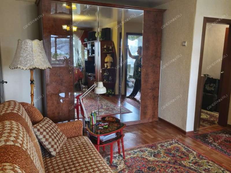 двухкомнатная квартира на Молодёжном проспекте дом 44А