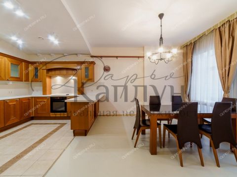 4-komnatnaya-ul-minina-d-9-4 фото