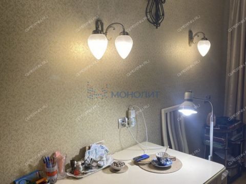 1-komnatnaya-b-r-60-letiya-oktyabrya-d-2 фото