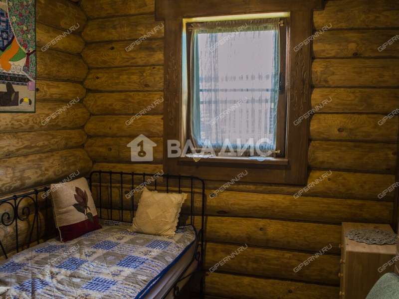 дом на 13 деревня Ройка