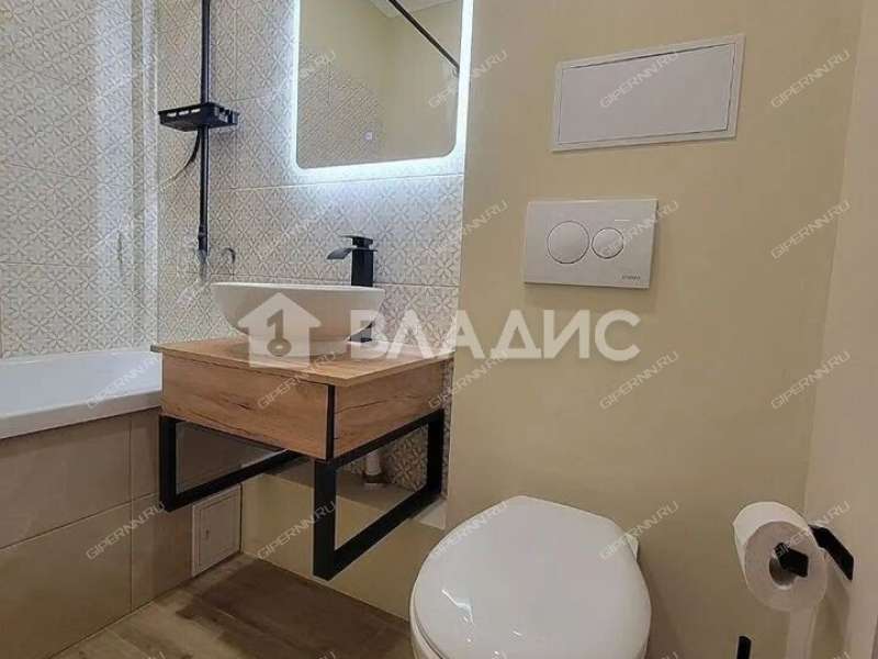 однокомнатная квартира на улице Луначарского дом 2/18