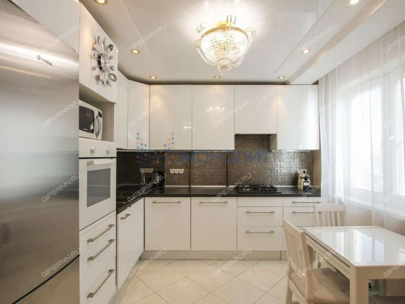 трёхкомнатная квартира на Провиантской улице дом 20