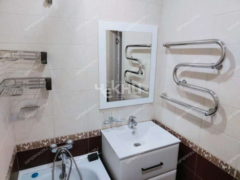 двухкомнатная квартира на Эльтонской улице дом 21А
