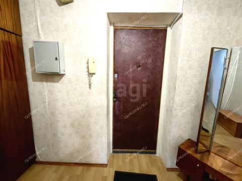 1-komnatnaya-per-svetlogorskiy-d-4a фото