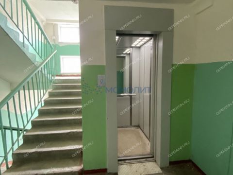 3-komnatnaya-ul-sergeya-esenina-d-31 фото
