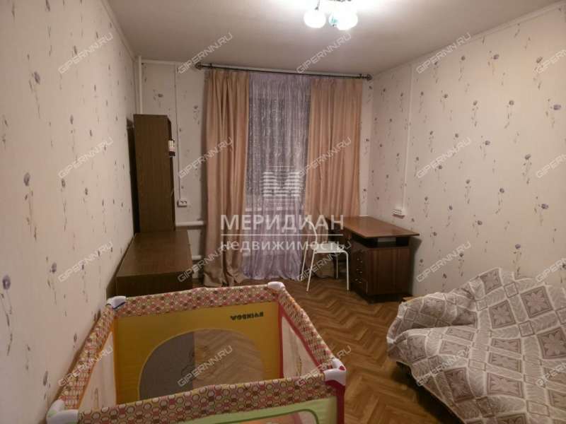 трёхкомнатная квартира на улице Андреева дом 43