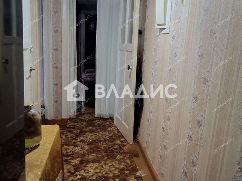 двухкомнатная квартира на Светлоярской улице дом 21