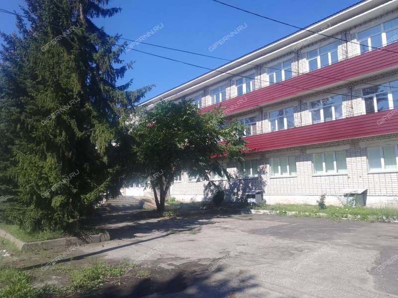 здание под недвижимость под гостиничный бизнес, недвижимость под медицинские учреждения на улице Свердлова город Балахна