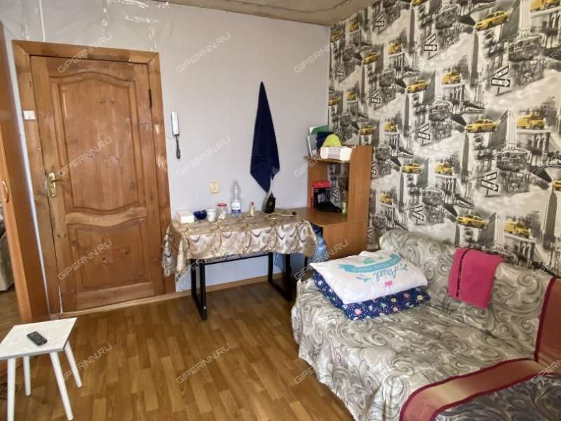 комната в доме 54 на Зеленодольской улице