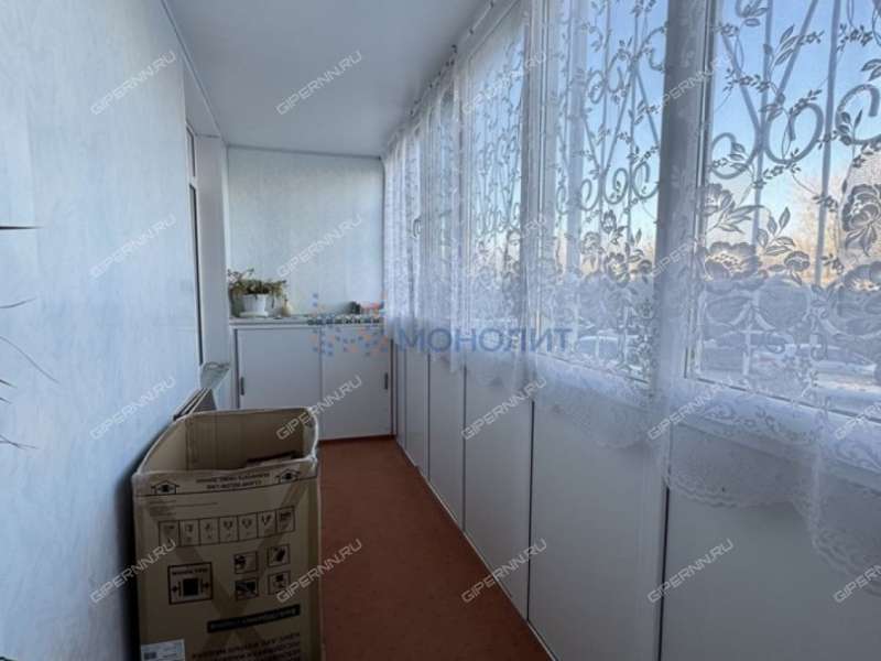 трёхкомнатная квартира на улице Александра Хохлова дом 1