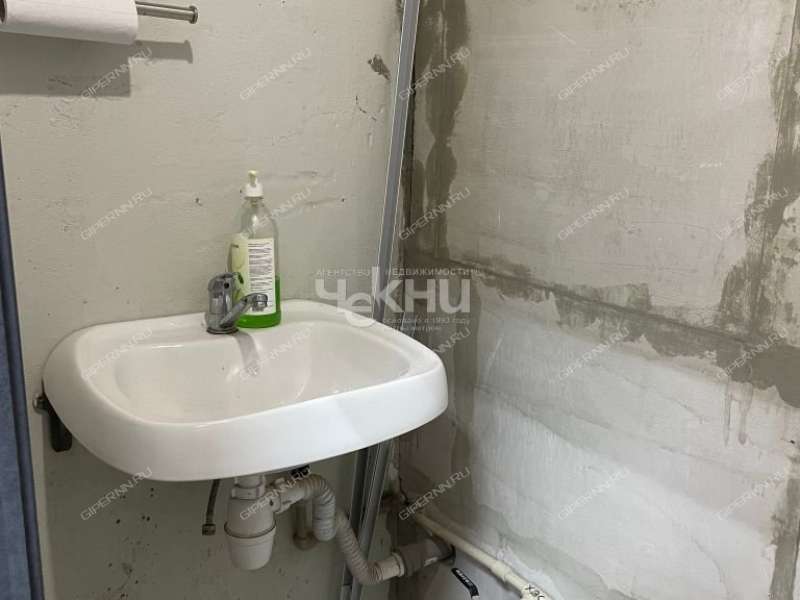 помещение под помещение свободного назначения на улице Композитора Касьянова