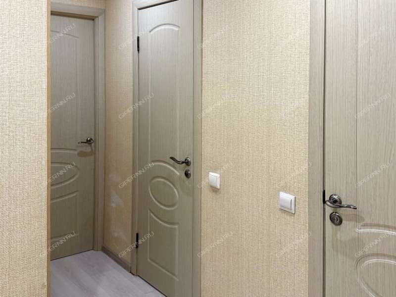 четырёхкомнатная квартира на Мончегорской улице дом 18 к2