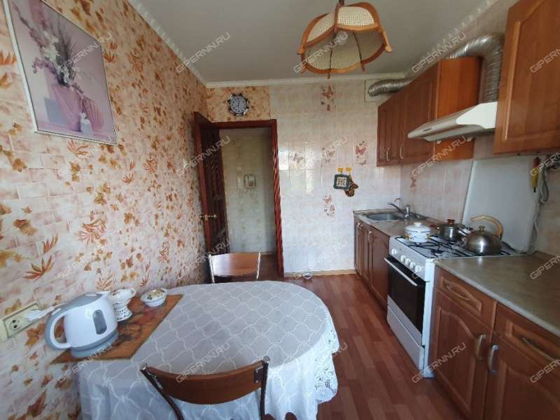 трёхкомнатная квартира на Полтавской улице дом 35 к2