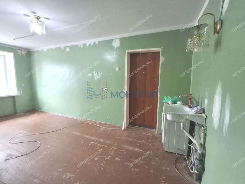 комната в доме 84А на проспекте Циолковского город Дзержинск