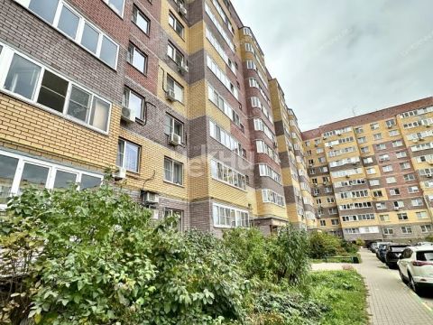 1-komnatnaya-ul-marshala-kazakova-d-9 фото