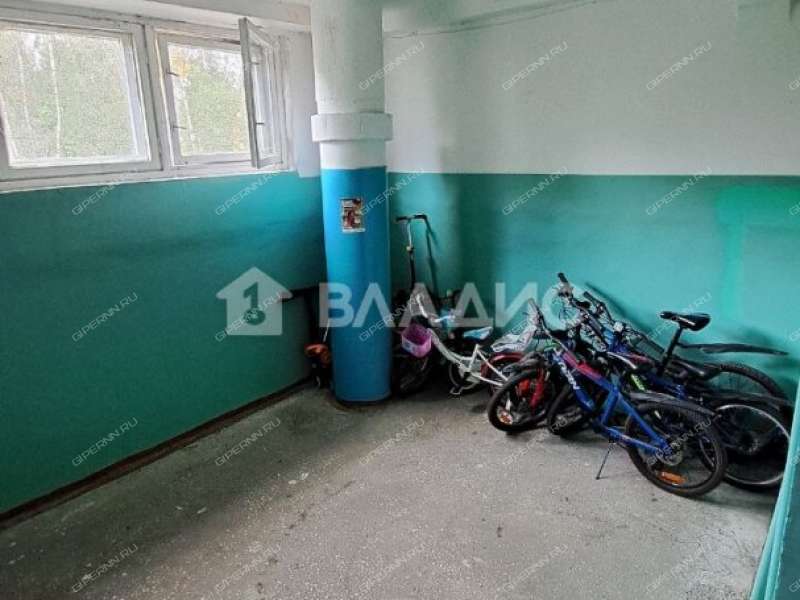 четырёхкомнатная квартира на улице Краснодонцев дом 19