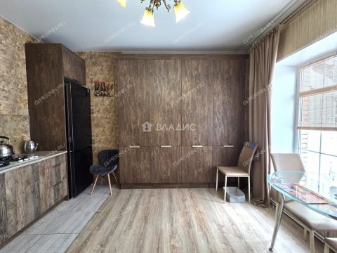 taunhaus-derevnya-novaya-derevnya-kstovskiy-rayon фото