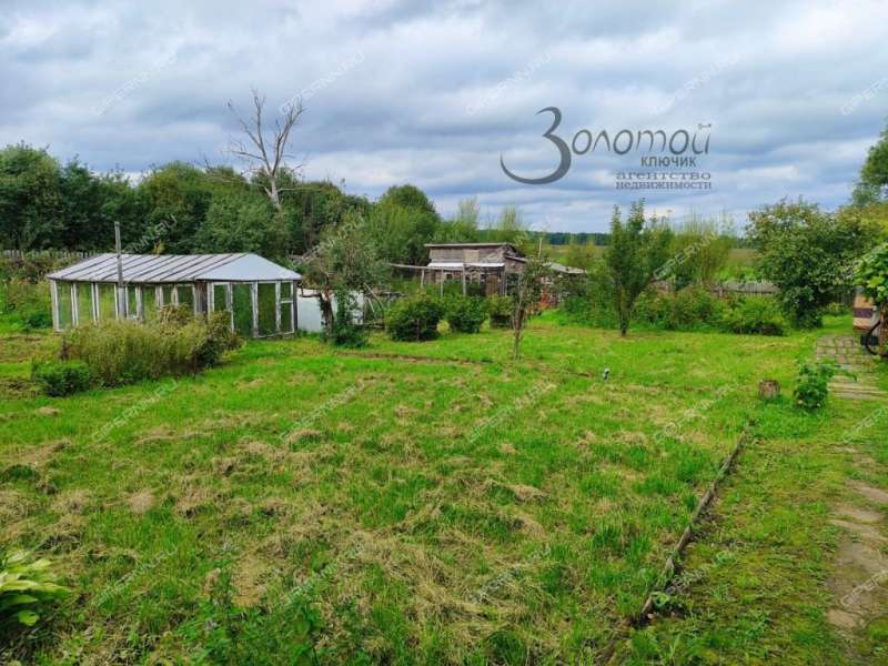 дом на улице Центральная деревня Успенское 1-е